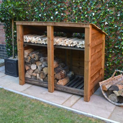 DLS4-SLD-RR-KS-RBR - Cottesmore 4ft Log Store - Solid Sides - Reversed Roof - With Shelf - Rustic Brown - Front Right View - With Logs